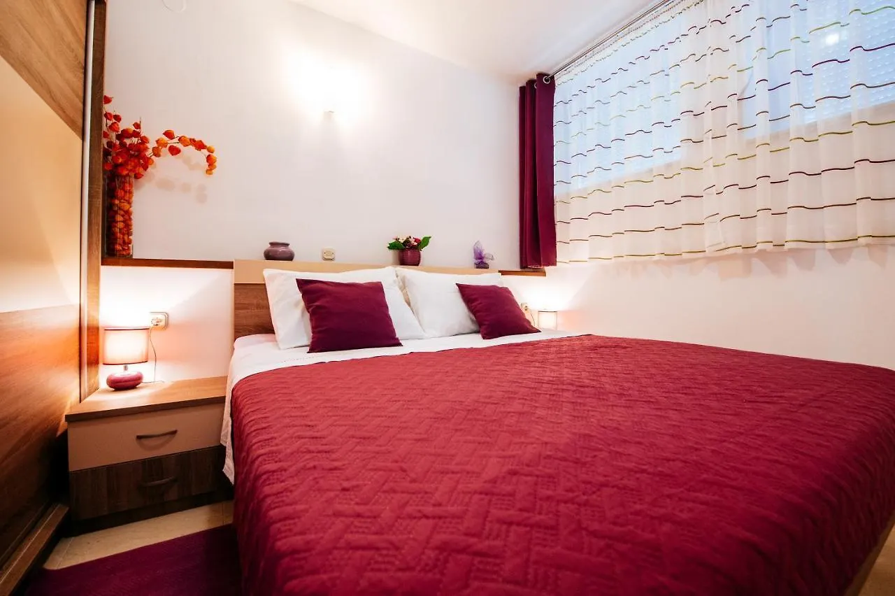 Apartments Toman Zadar 0*,  Croatia