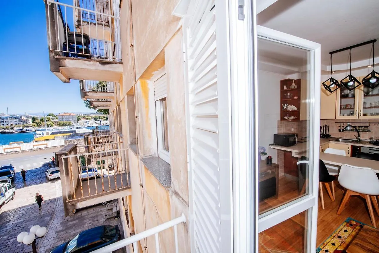 Apartments Toman Zadar 0*,